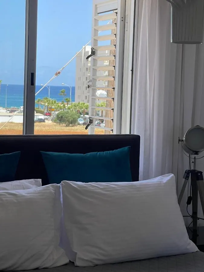 Nicholas Seaview Apartments Protaras