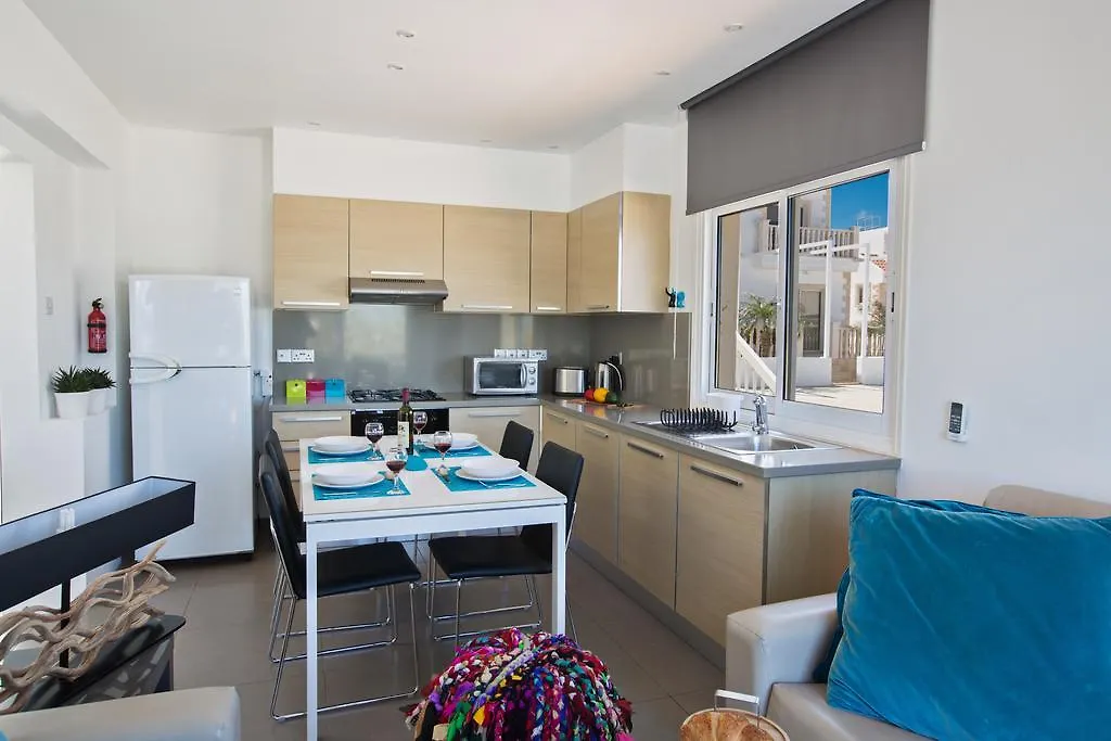 Nicholas Seaview Apartments Protaras