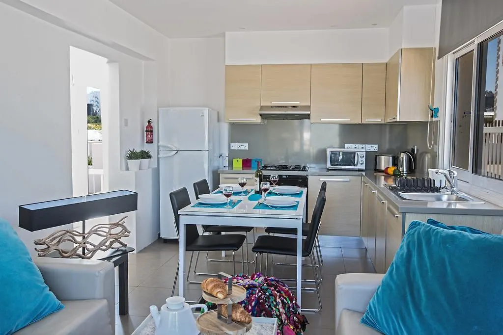 Nicholas Seaview Apartments Protaras