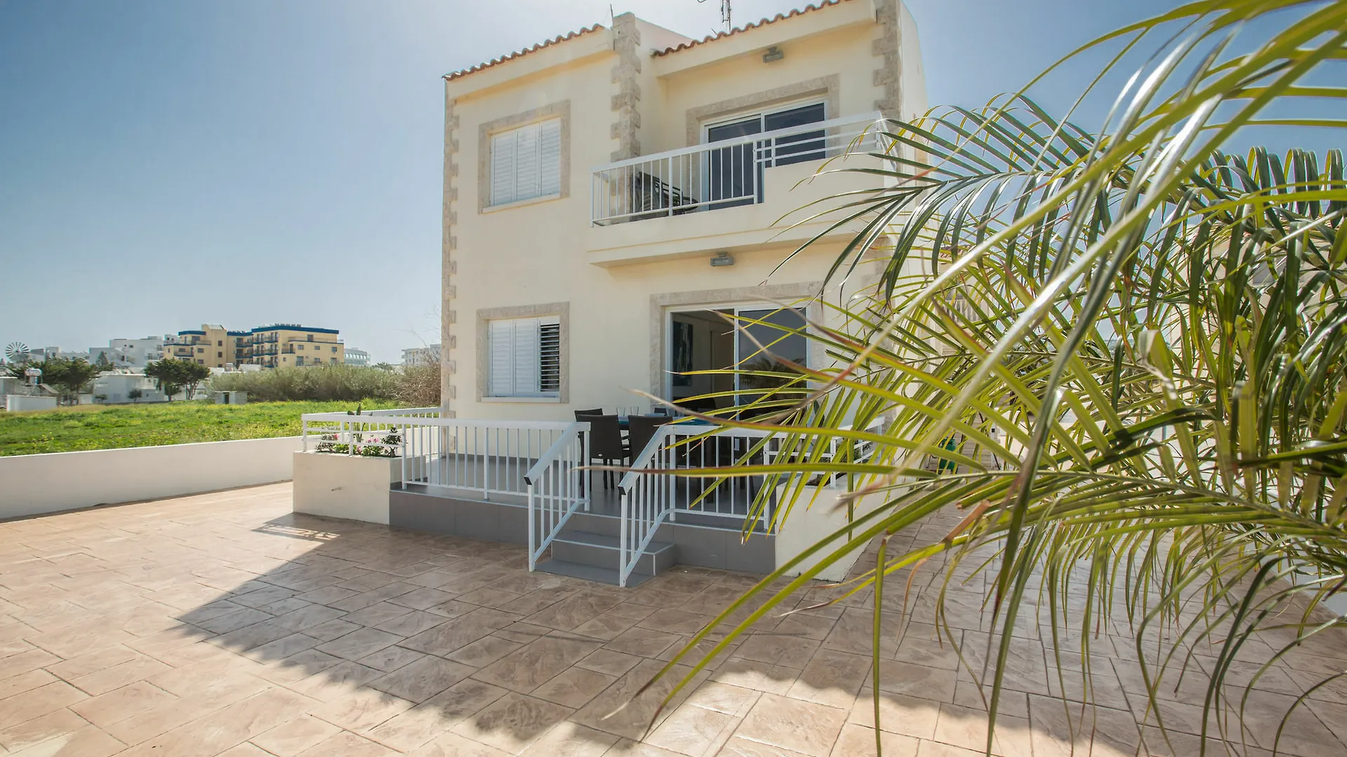 Nicholas Seaview Apartments Protaras