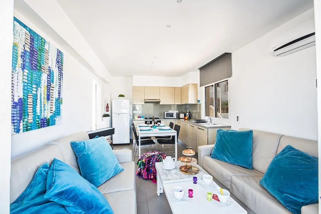 Nicholas Seaview Apartments Protaras